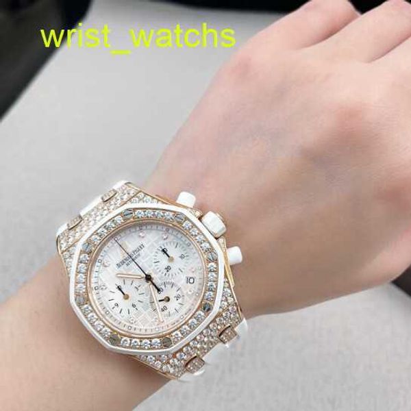 AP Grestest Wrist Watch Royal Oak Offshore Series 37 mm de diamètre automatique Mécanique caoutchouc Fashion Casual Men's and Women's Watch 26092OK.ZZ.D010CA.01 Silver White