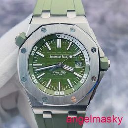 AP Moissanite Wrist Watch Royal Oak Offshore Series 15710ST AVOCADO DIAL VERT AUTOMATIQUE MECHACIQUE MECHIQUE MENS