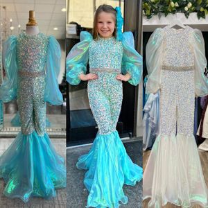 Aqua Girl Pageant Dress Jumpsuit 2023 Organza iridiscente Lentejuelas Mangas abullonadas Pantalones acampanados Cumpleaños de niño pequeño Vestido de fiesta formal Diversión Moda Pasarela Niños pequeños Adolescentes