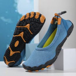Chaussures aqua hommes rapides de plage sèche chaussures d'eau légère baskets de marche nage de natation sandales à eau sandales pieds nus 2023 chauds