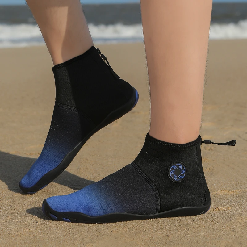 Aqua-Schuhe Männer, die stromaufwärts gehen, nicht rutschfrohrtrocknen Schwimmschuhe Strand Wasser Sneaker Yoga Hautschuhe atmungsaktiv
