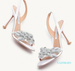 Aquazura Ms Galactic Flower Stiletto Sandales 9.5cmChaussures de soirée Eau strass Décoration florale Chaussures de mariage blanches Sandales de créateurs de luxeTailles