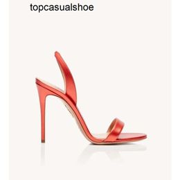 AURAZRURA AURA Diseñadores para mujer Sandalias PVC TopQuality So Nude Plexi Sandals Heels Crysta Buckle Fiest Wedding Dress Shoe Heel Sexy Sandal de cuero de cuero 35