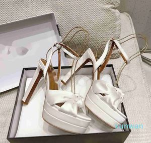 Aquazzura Cupido wit satijn platform Sandalen enkelbandje blokhak luxe designer damespumps leer Avondfeest trouwschoenen fabrieksschoeisel