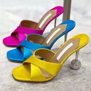 Aquazzura High Heeled Slippers voor dames satijnen sandalen ontwerper Rhinestone bezaaide hielschoen topkwaliteit lederen sandaal 10 cm abnormale hakken sandalen 35-42