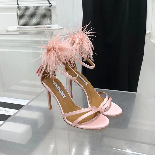 AQUAZZURA Sandalias para mujer Nuevo adorno de plumas Tacones de aguja Zapatos de noche Banda de tobillo de seda de 100 mm Mujeres Diseñadores de verano Zapatos con caja