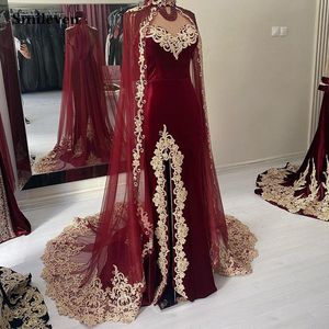 Arabische Dubai Avondjurken met Wrap Royal Fluwelen Mouwloos geappliceerd kant Prom Jurk Sweetheart Prachtige Custom Made Robe de Soirée
