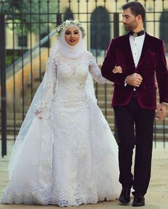 Arabische Saoedi-Arabië lange mouwen bescheiden moslim trouwjurken kant kralen boven rok zeemeermin bruidsjurken met mouwen afneembare trein Dubai