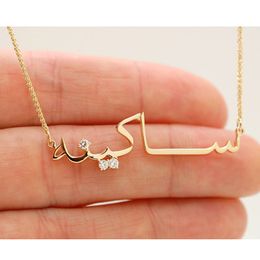 Arabische naam ketting met CZ -steen, gepersonaliseerde naam ketting, aangepaste naam sieraden, 18k gouden Arabische naam ketting, sierlijke sieraden
