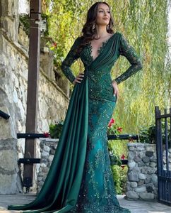 Arabe Dubaï Vert Foncé Dentelle Robes De Soirée Formelles Appliques Perlées Col En V Profond Sirène Manches Longues Robes De Soirée De Célébrité Pour Les Femmes Élégantes Occasion Spéciale Bal