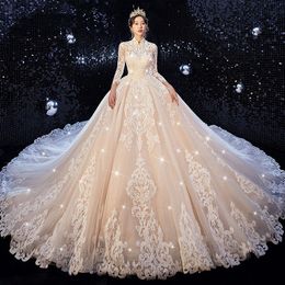 Arabices mangas largas Perlas Tul Princesa Princesa Bridal Ball Vestidos