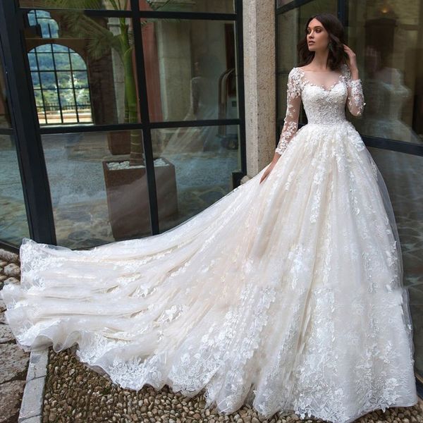 Luxury arabe Nouvelles robes de mariée cristaux à manches longues en dentelle en dentelle en dentelle Vetestido de novia robe nuptiale