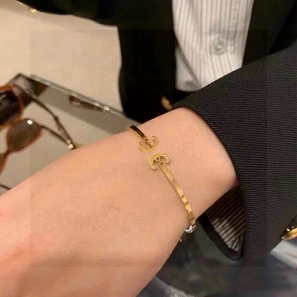 Bracelet Arc de Triomphe pour filles, bracelet en or, design de luxe léger, tout pratique, bracelet celies