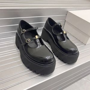 Arc de Triomphe Mary Jane Luxury T-boucle style collégial tête ronde fond épais petites chaussures en cuir chaussures habillées pour femmes chaussures formelles chaussures bateau à fond plat