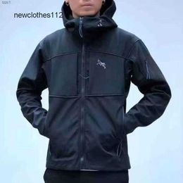 Arc Hommes Designer Veste En Peluche Femmes Soft Shell Chaud Coupe-Vent Manteau À Capuchon Imperméable En Plein Air Mode Sportswear Mouvement actuel 886