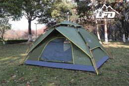 Bogen, Priëlen, Pergola's Brug Camping nieuwe driepersoons automatische UV-tent. Dubbele deur. Snel openende tent