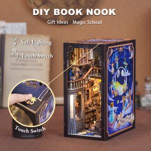 Architecture / DIY MAISON CUTBEBE DIY LIVRE NOOK MINIATURE Doll House with Touch Light Dust Cover Ideas Gift Ibshelf Insérer des jouets Nébuleux Race commune 230812