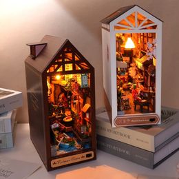 Architecture/bricolage maison bricolage en bois livre coin étagère Insert Kit scène de rue miniature après la pluie serre-livres japonais étagère fait à la main artisanat adultes cadeaux 230614