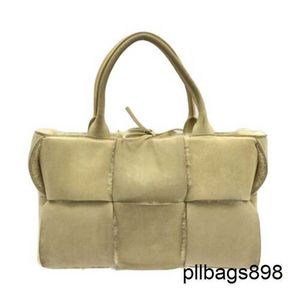 Arco Bolso Totes BottegVenetas Bolsos Cuero Genuino Segundo tamaño El beige esquilado