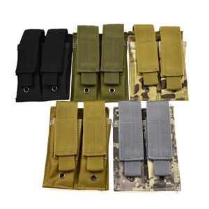 Mochilas del ejército 9mm Pistola Revista Bolsa Táctica Doble Molle Cinturón Dual Mag Bag Flashlight Soporte Paquete Paquete Pistola Caza Accesorios