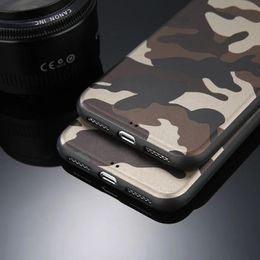 Case de camuflaje verde del ejército para iPhone 11 12Pro 13 Pro Max SE 2020 X XR XS MAX 6 6S 7 8 más Strish TPU Silicona Back Forthing para la portada del teléfono verde del ejército