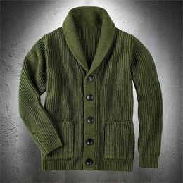 Armée Vert Cardigan Pull Hommes Manteau Laine Grossière Épaissir Chaud Casual Mode Vêtements Bouton Up 211221