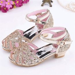 Aankomst Kids Glitter Sandalen Girls Square Hoge Heel Dress Shoes Open Teen Beading Princess Shoes 2637 220527