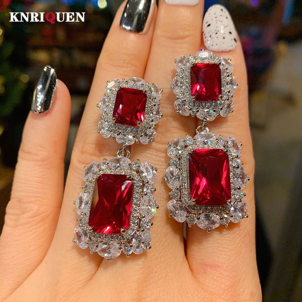 Arrivée Ruby Gemstone Collier Pendentif Bague Boucles D'oreilles Femmes De Luxe De Noce Fine Jewelry Set Vintage Femme Cadeau 220718