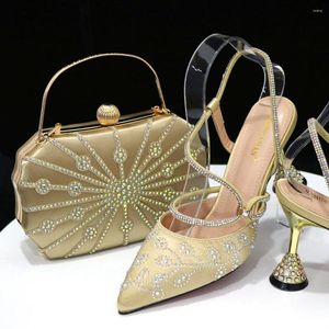 Aankomst Schoenen 993 Jurk Doershow Afrikaanse Bruiloft En Tas Set Goud Kleur Italiaans Met Bijpassende Tassen Nigeriaanse Dame Feest Haq1-10 S 24730 S