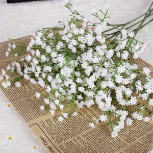 Fleurs de souffle de bébé artificiel gypsophile fleurs en plastique pour la maison décorative décorative de mariage décoration fausse fleur