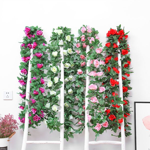 Fleurs Artificielles Faux Rose Vigne Suspendue Plante Fleur avec Feuilles Vertes Décoratif pour Mariage Jardin Mur Maison Fête Hôtel Bureau Décoration