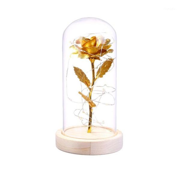 Flor de rosa de oro artificial Lámpara de rosa LED en cúpula de vidrio sobre baterías de madera Base alimentada Aniversario Regalo de boda Decoración para el hogar19164270