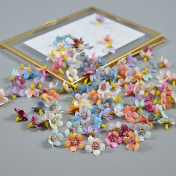 Mini cabezas de flores artificiales de margaritas, flores falsas de girasol de seda para decoración de boda, ramo de centro de mesa de 2cm de diámetro (100 Uds.)