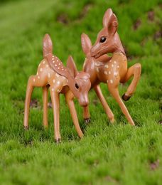 Mini cementerio de ciervo artificial Girafa Miniaturas de hadas Gnomes Moss Terrario de resina Figuras de manualidades Decoración del hogar Micro Lands5267951