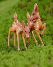 Mini Girafa de ciervo de ciervo artificial Miniatura de hadas Gnomes Moss Terrarios de resina Figuras de decoración del hogar Micro Lands6427225