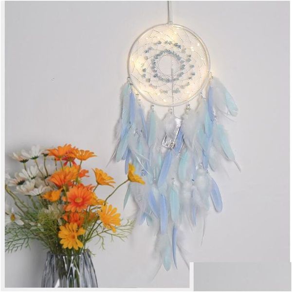 Arts et artisanat Dream Catcher avec lumières à la main Tenture murale Décor Ornements Artisanat pour filles Chambre Voiture Maison Colorf Plume Dreamc Dhqsw