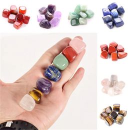 Artes y artesanías Piedra de chakra de cristal natural 7pcs Set Piedras naturales Palma Reiki Cristales curativos Piedras preciosas Accesorios de decoración del hogar