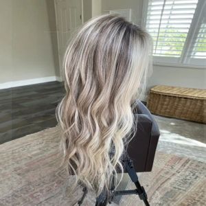 Ash Blonde Body Wave 13X4 Kant Voor Menselijk Haar Pruik Transparant Donkergrijs Gekleurde Remy Pruik Kant Frontale synthetische Pruik voor Vrouwen