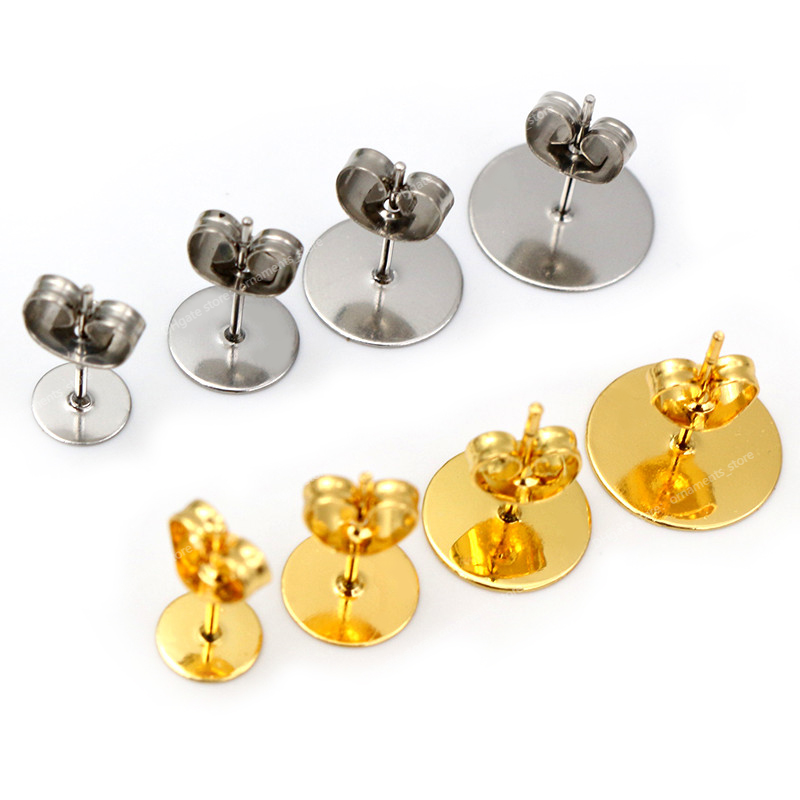 50-100 unidades / lote Pinos de brinco de aço inoxidável dourado em branco pinos de base com plugue de brinco Descobertas de orelha para trás para fazer joias DIY Fabricação de joias Descobertas de joias