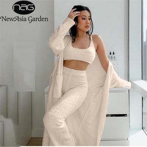 Azië Winter Trui Set Vrouwen Crop Top Tweedelige Broek Set Oversized Vest Gewaad Gebreide Jas Vrouw Lounge Casual pak 211109