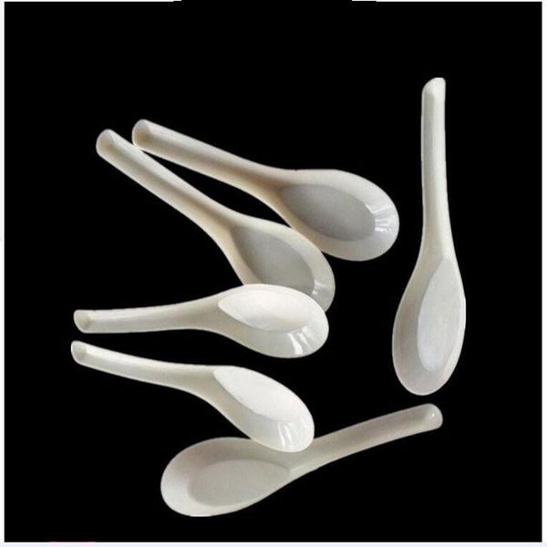 Cucharas de sopa asiática Saimin Ramen cuchara de plástico blanco cucharas desechables para exteriores comida de comedor venta rápida