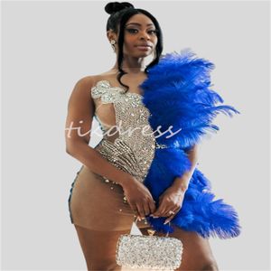 Aso Ebi Blue Feather Prom Dresses Baddies prachtige zeemeermin avondjurk 2024 kristal diamant diamant zwarte meisjes cocktailjurk mini kort formeel afstudeerfeest