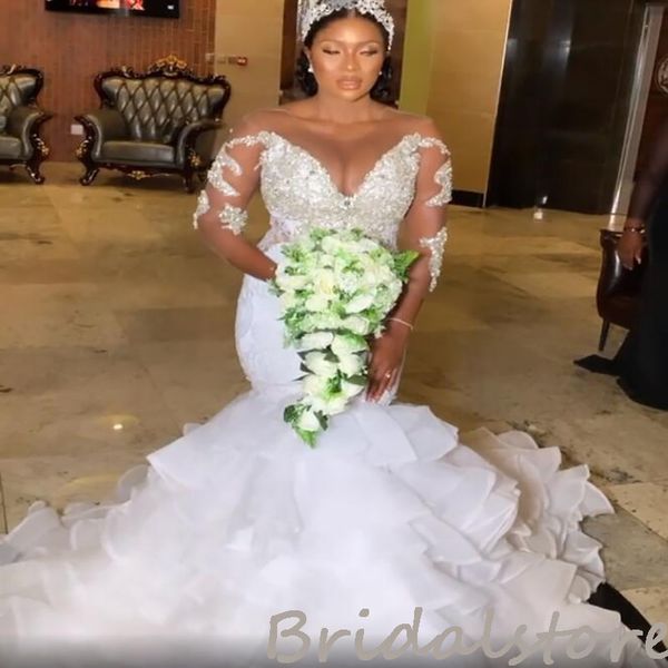 Aso Ebi sirène grande taille robe de mariée 2022 avec strass cristal à manches longues jardin pays robes de mariée bas organza volants élégant église nigérian mariée