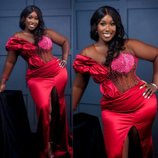 Aso Ebi Vestidos de fiesta Rojo Cuello transparente Con cuentas Satén elástico Vestidos de noche con abertura alta Elegante para mujeres africanas árabes Nigeria Negro Vestido de segunda recepción AM367