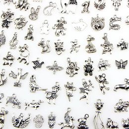 Assortiment de 100 modèles de breloques d'animaux, chat, cochon, ours, oiseau, serpent, cheval, chien, écureuil, cygne, bœuf, pendentifs pour collier, bracelet, bijoux, DIYr2122