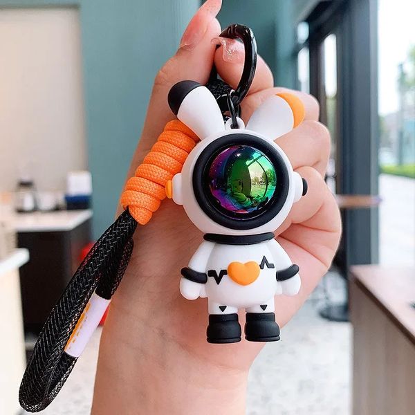 Astronaute en lapin spatial combinaison porte-clés en vrac pour sac de voiture pour sac de voiture accessoire accessoire année chinoise du lapin key ring joelry 240510