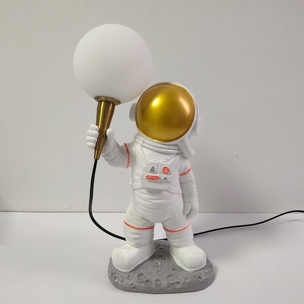 Lámparas de mesa de astronauta, lámpara de escritorio de resina, luz nórdica para dormitorio, decoración del hogar, decoración para sala de estar, hombre espacial