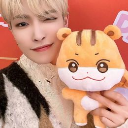 ATEEZ ANITEEZ PLUSH TOYS HONGJOONG SEONGHWA YUNHO YEOSANG SAN MINGI WOOYOUNG Jongho Peluche Kawaii Fans Animals en peluche Gift 240416