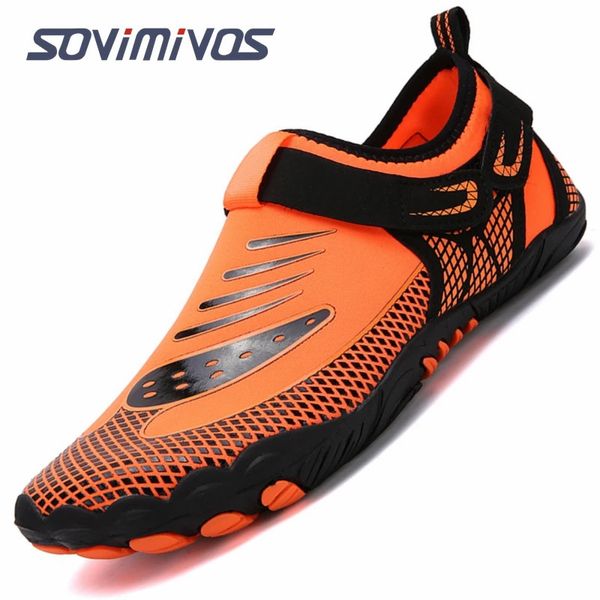 Chaussures à eau de randonnée athlétique Mentes Barefoot Aqua Swim Walking Plus Taille Nonslip River Sea Diving Sneakers Y240329
