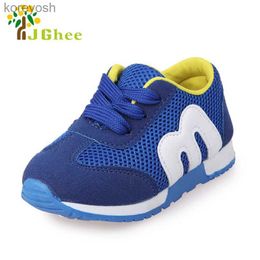 Scarpe da ginnastica per bambini all'aperto moda per ragazzi ragazze bambino ragazzo ragazza scarpe sportive morbide bambini che corrono scarpe da ginnastica Air Mesh traspirante 21-30L231017